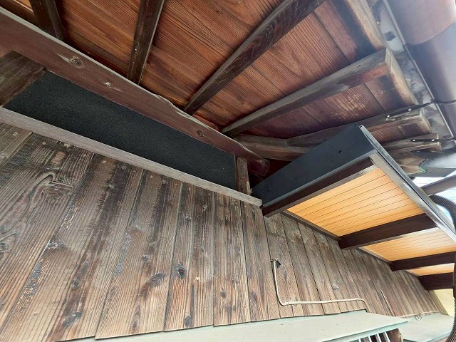 明石市　日本家屋屋根の軒天の様子