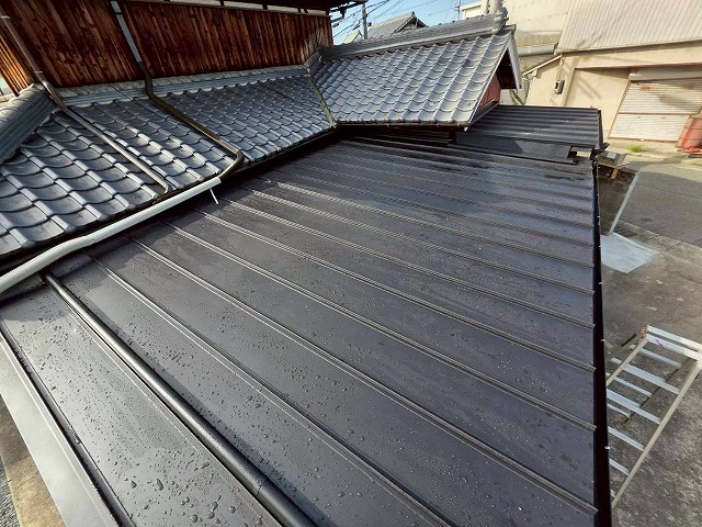 明石市　日本家屋屋根の施工完了の様子