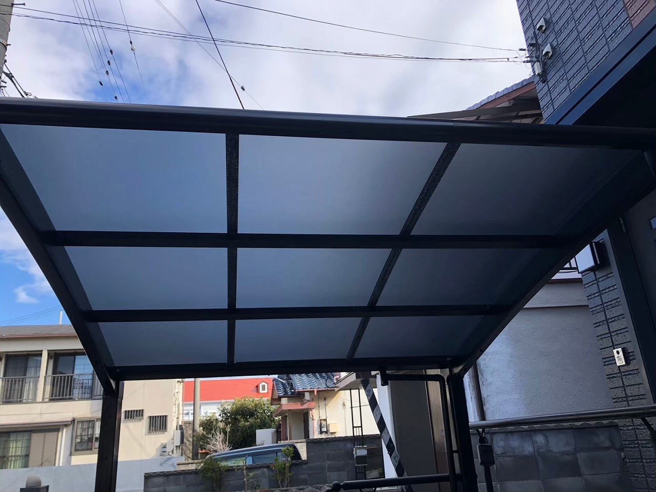 サイクルポート　新設ポリカ完成