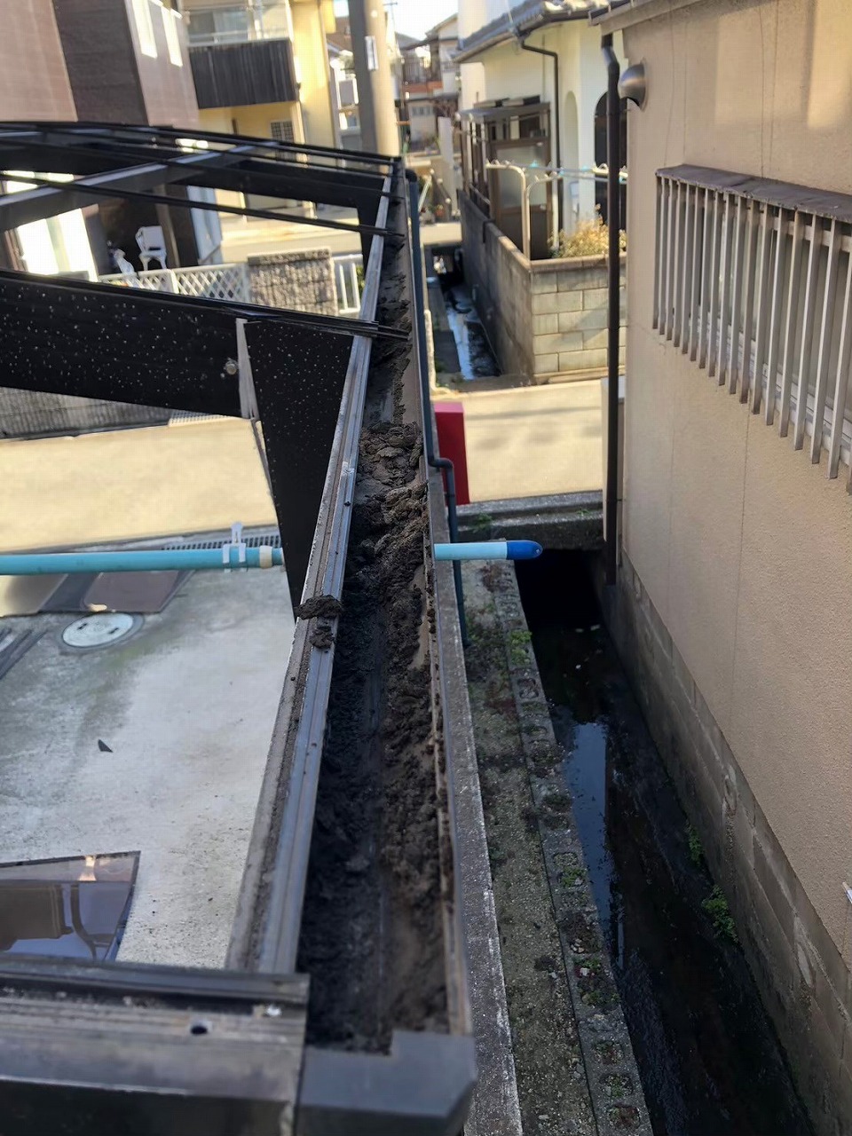 カーポート　エクステリア　といゴミ