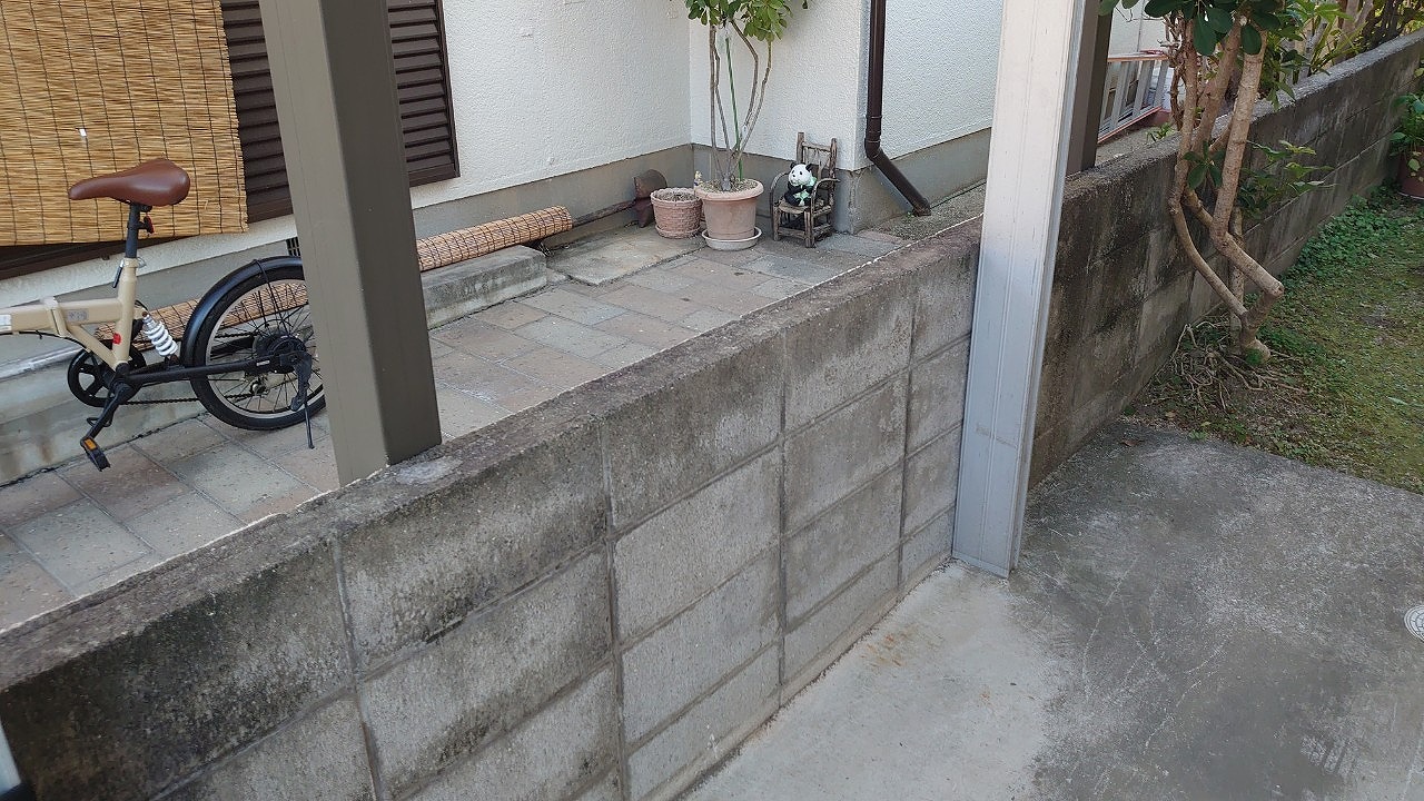 ブロック塀天端補修