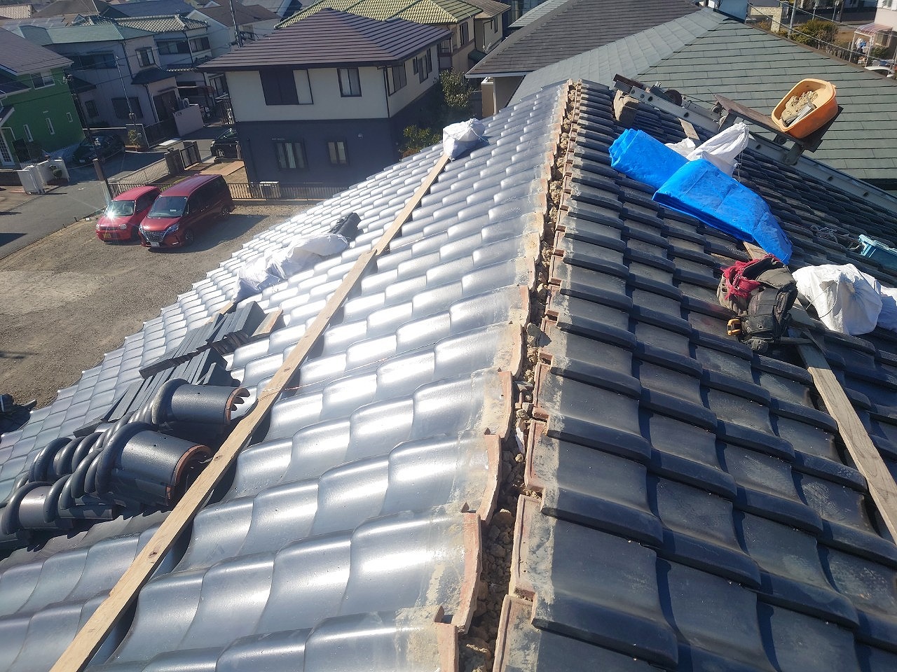 和瓦(釉薬瓦)本棟積み替え