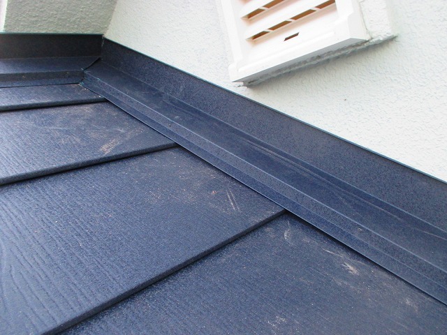 三木市　屋根　雨押え板金　施工後２