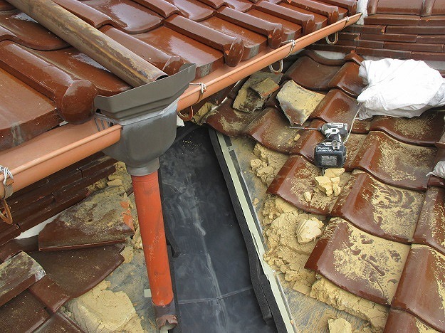 加古郡播磨町　谷板金　施工