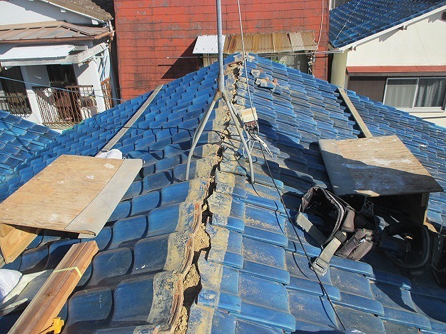 加古郡稲美町　本棟　既存棟の撤去　全景