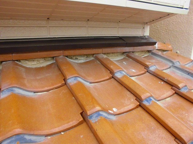 加西市　屋根補修漆喰工事　漆喰塗布後の瓦屋根