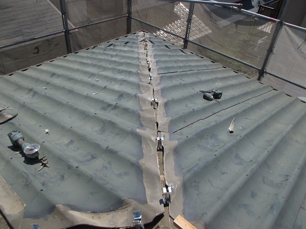 姫路　棟取り直し　既存棟の解体・撤去　金具