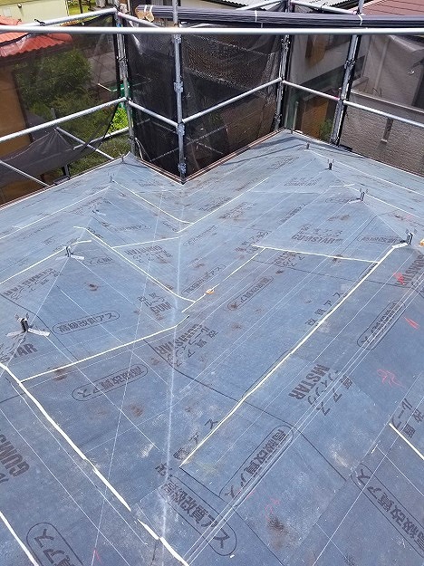 防水シート敷設完了後の全体像