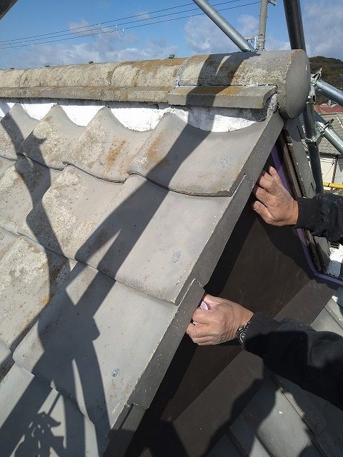 屋根開口部板金取り付け