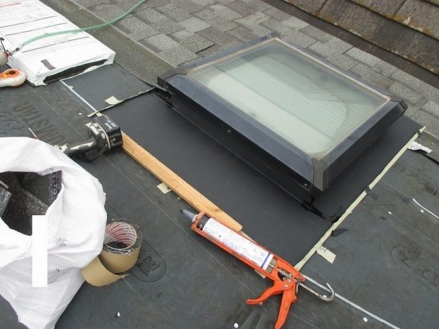 神戸市　カバー工法　下地　天窓