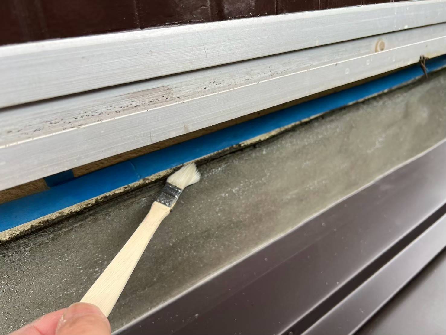 明石市　現場ブログ　立平　シーリング処理　プライマー