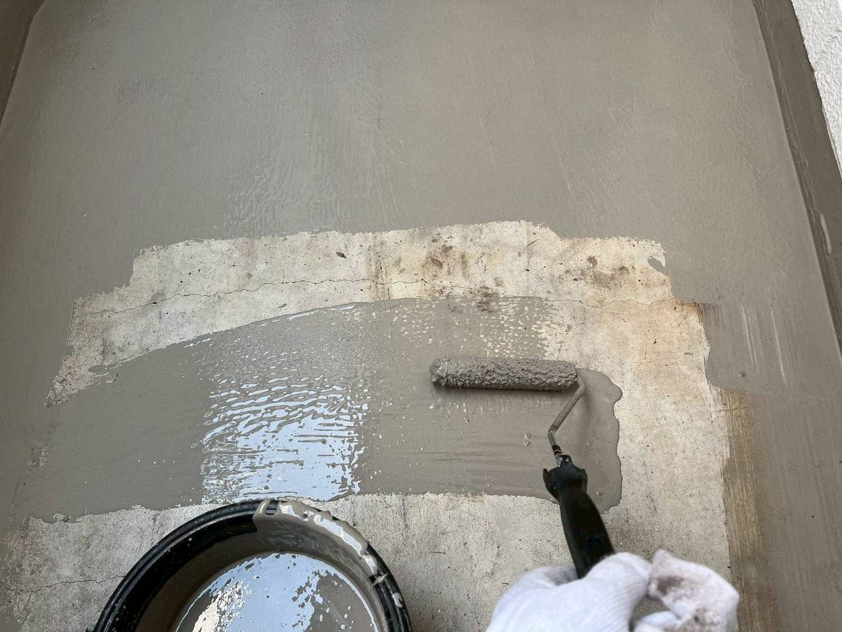 加古郡稲美町　ベランダ防水　中塗