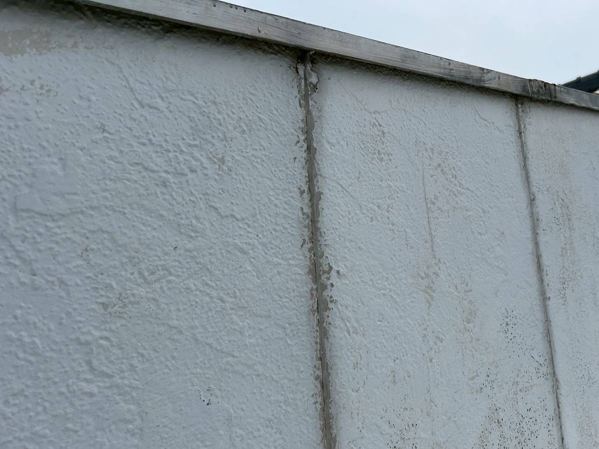 高砂市　外壁シール工事　施工前２