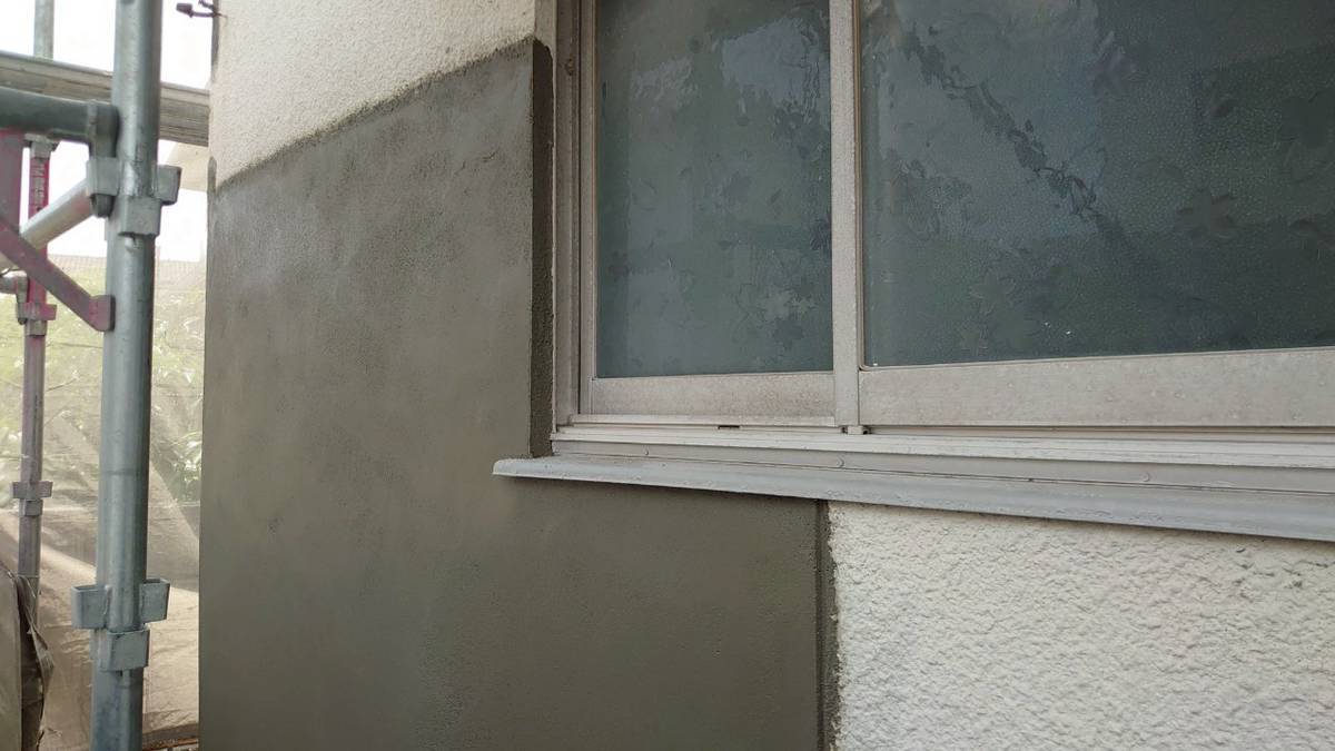 三木市　モルタル　窓枠