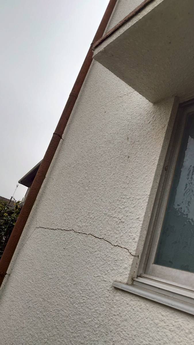 三木市　モルタルクラック