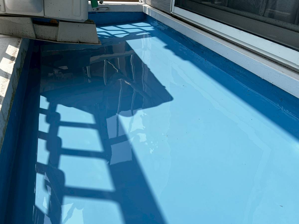 加古川　ベランダ防水工事　ウレタン防水2層目