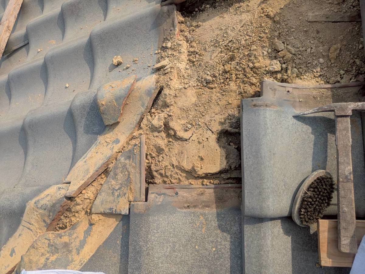 加古川市　雨漏り工事  下地の確認