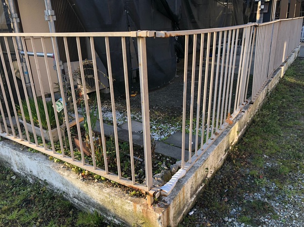 フェンス角部の変形