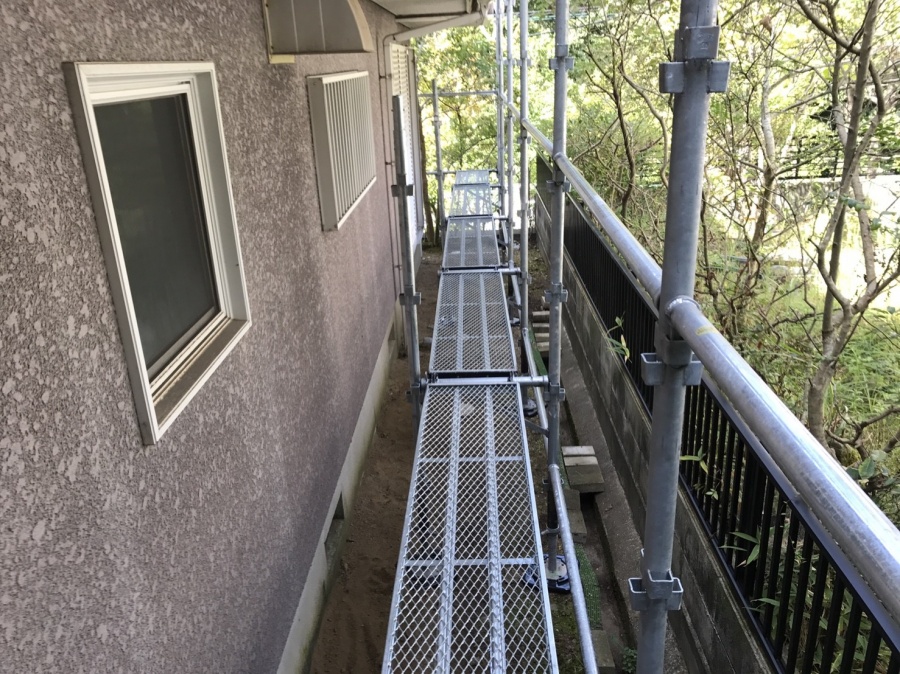 足場架け工事