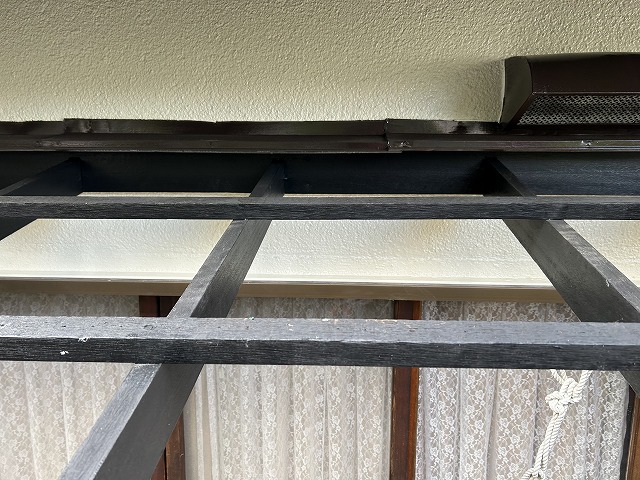 軸組みの木は強度もあり綺麗な状態