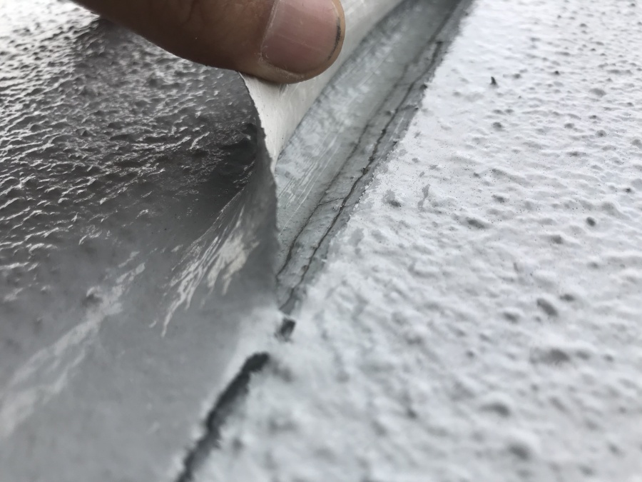 目地シール増し打ちの剥離