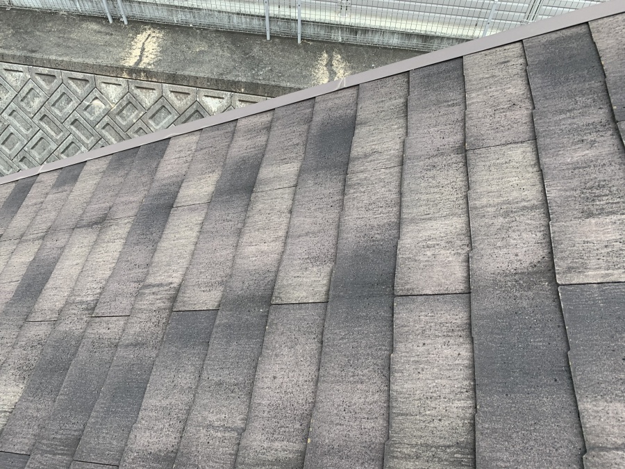 屋根リフォーム前点検したカラーベスト屋根の雨漏り箇所地点