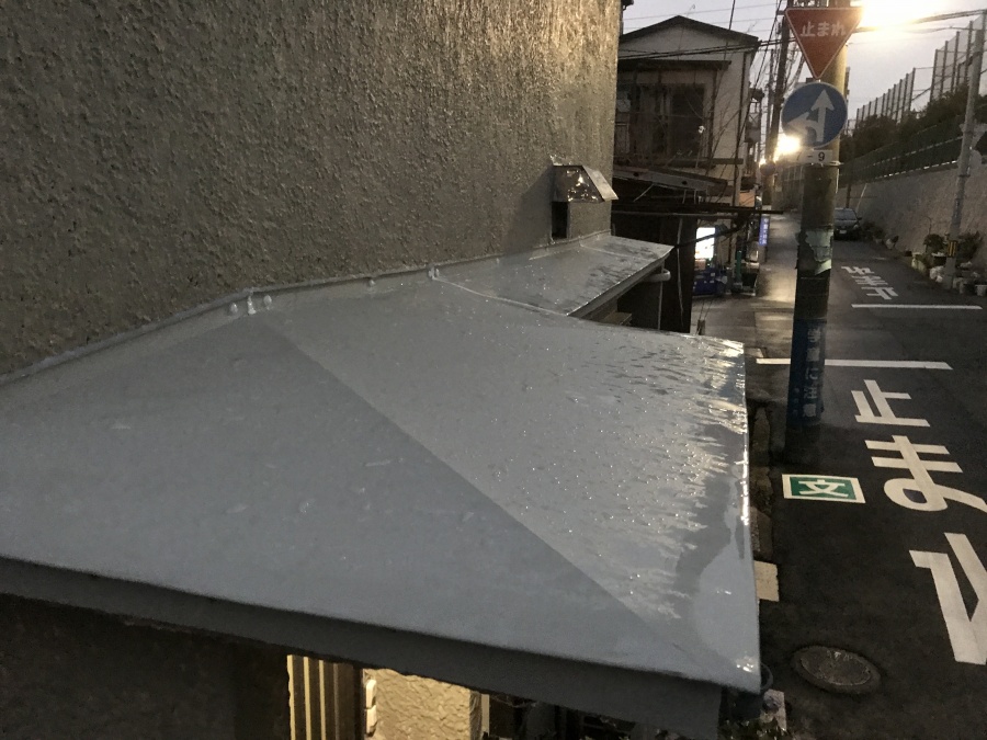 庇カバー工事完成