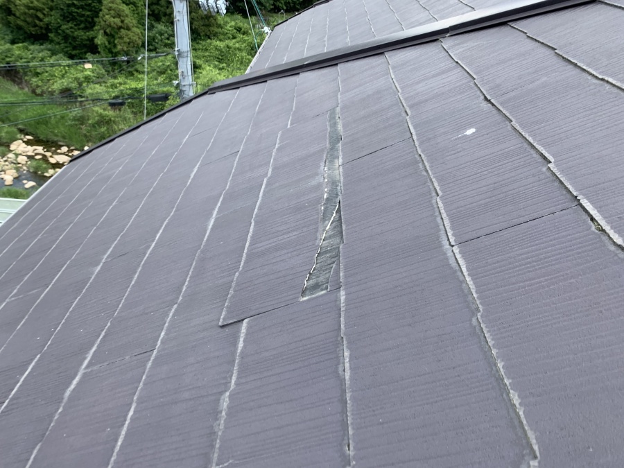 カラーベストの割れ