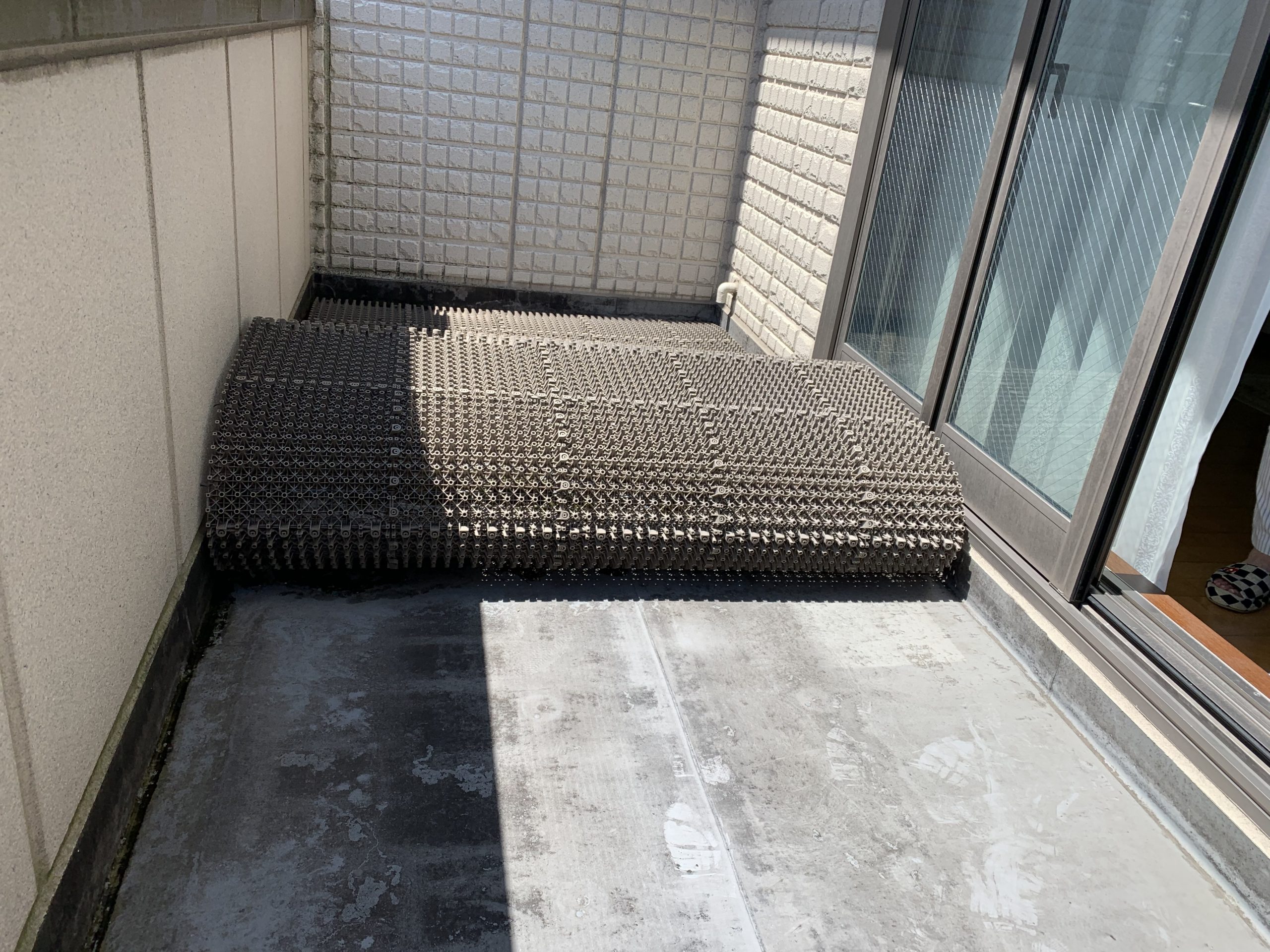 傷んだ陸屋根の防水面