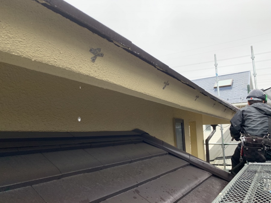 雨樋の脱落　既存雨樋の撤去