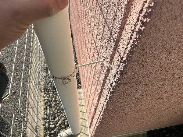 残っている竪樋も持てば動く状態です