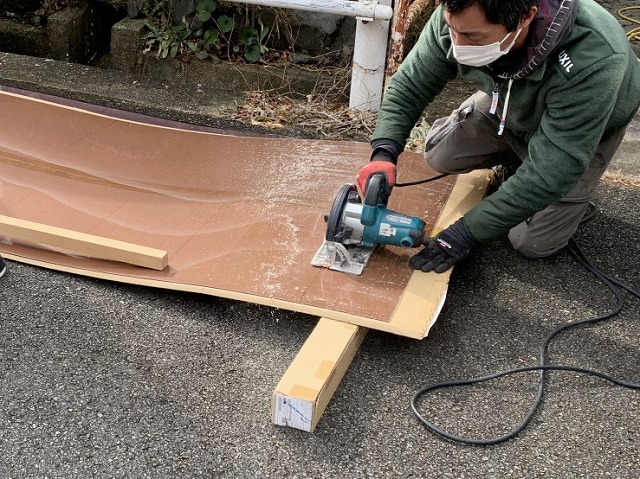 ポリカパネルカット