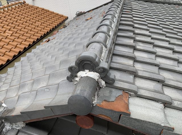 瓦屋根修理前