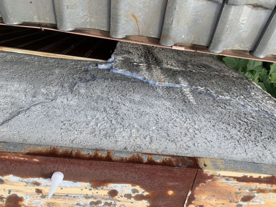 台風被害　養生を行いました。