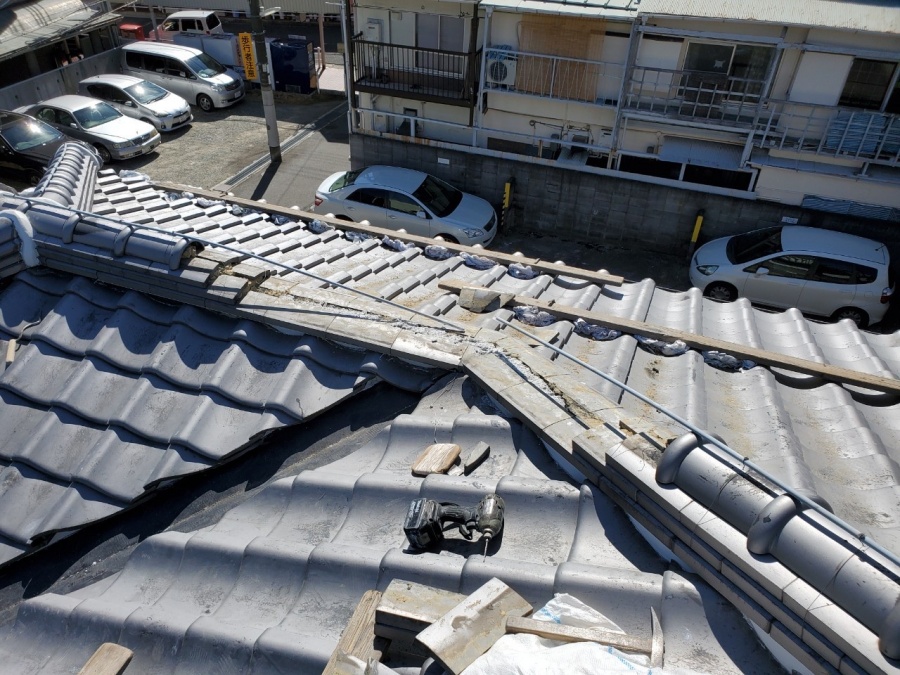 谷廻り瓦葺き直し完了