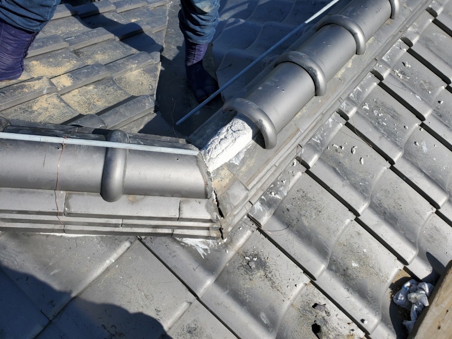 棟をなんばんを使い熨斗積みしていきます。