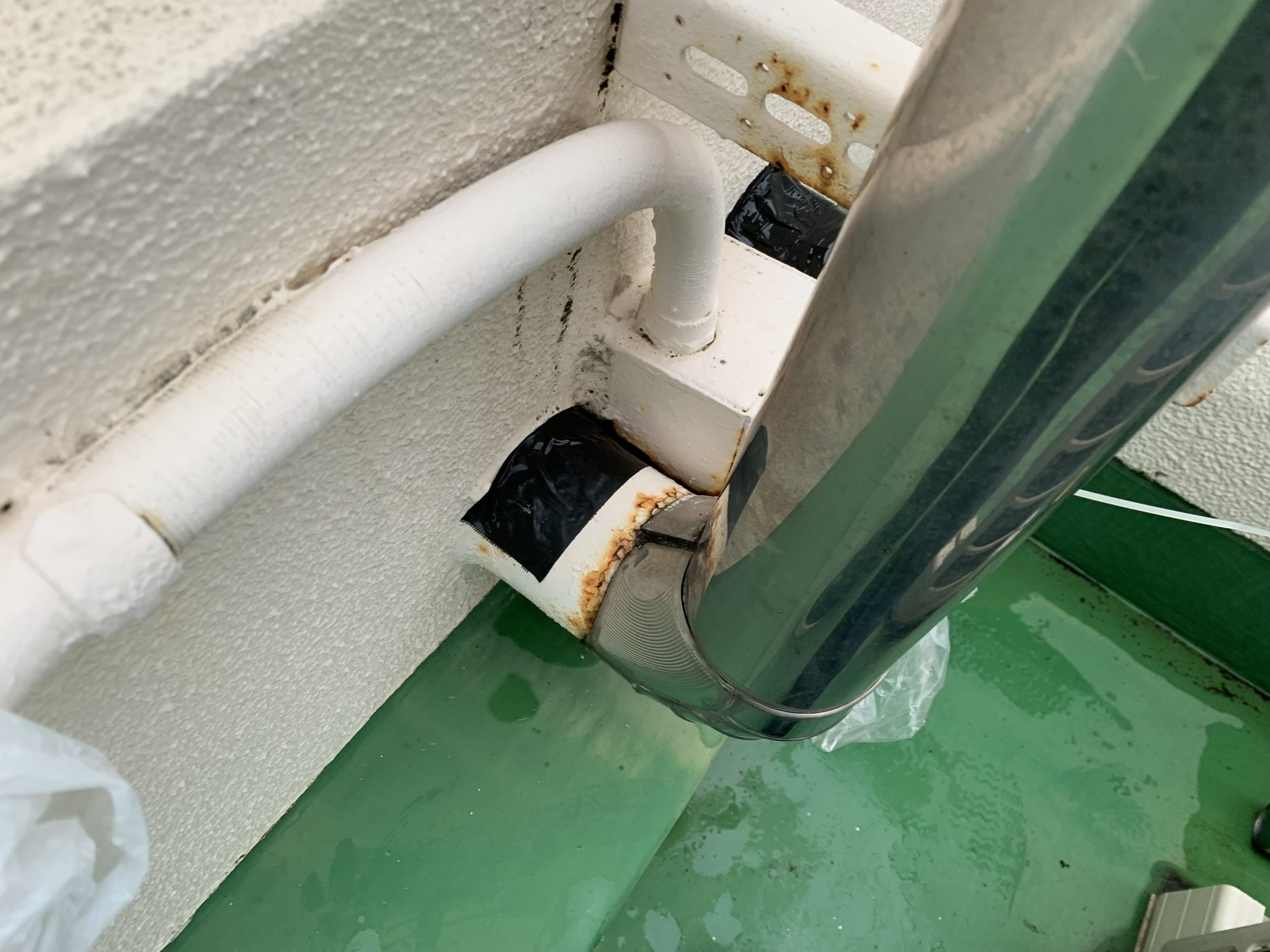 雨漏り箇所の応急処置