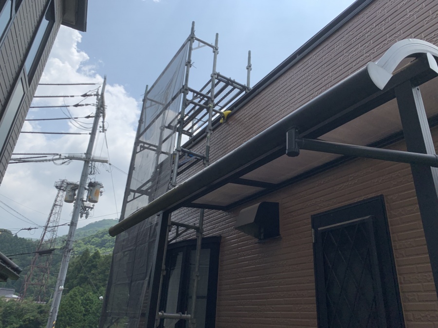 コロニアル差替え　足場架設