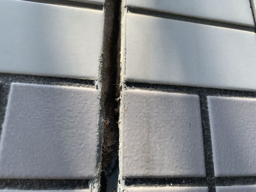 タイル目地撤去後