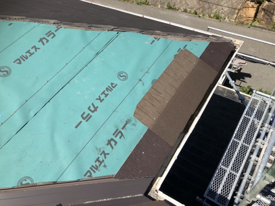 カラーベスト葺き始め