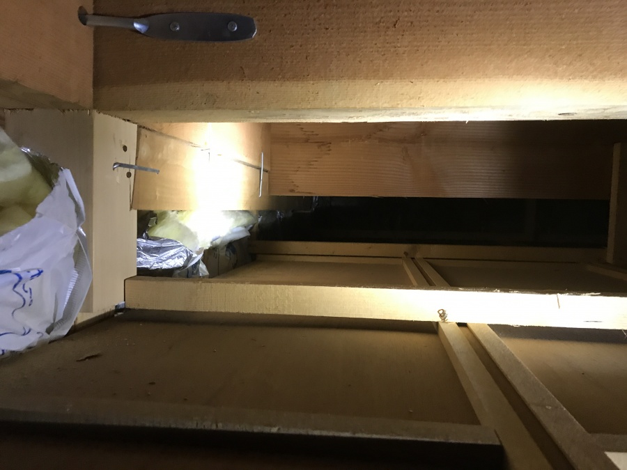 サッシ廻りシール打ち工事