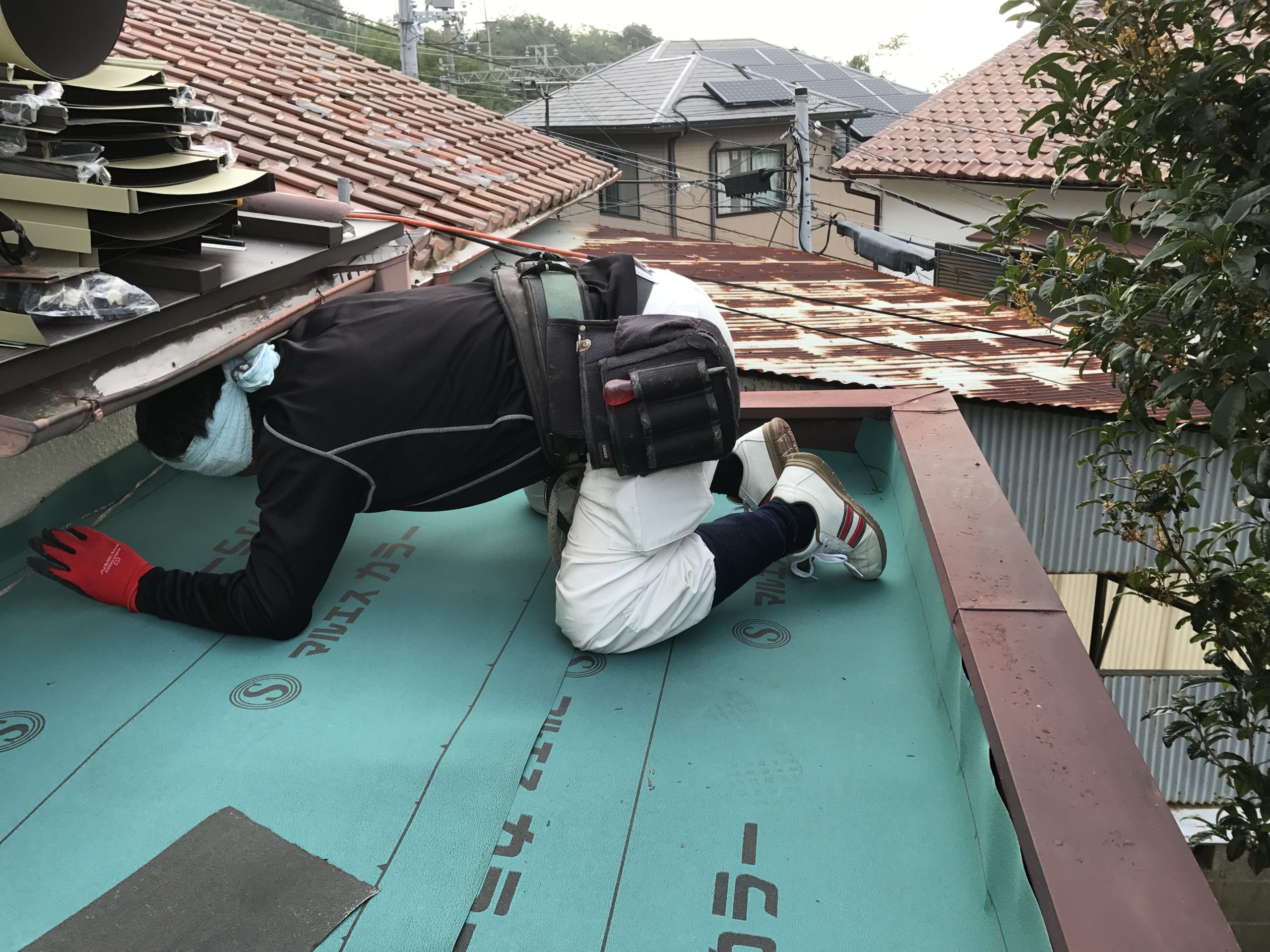 アスファルトルーフィング敷き込み