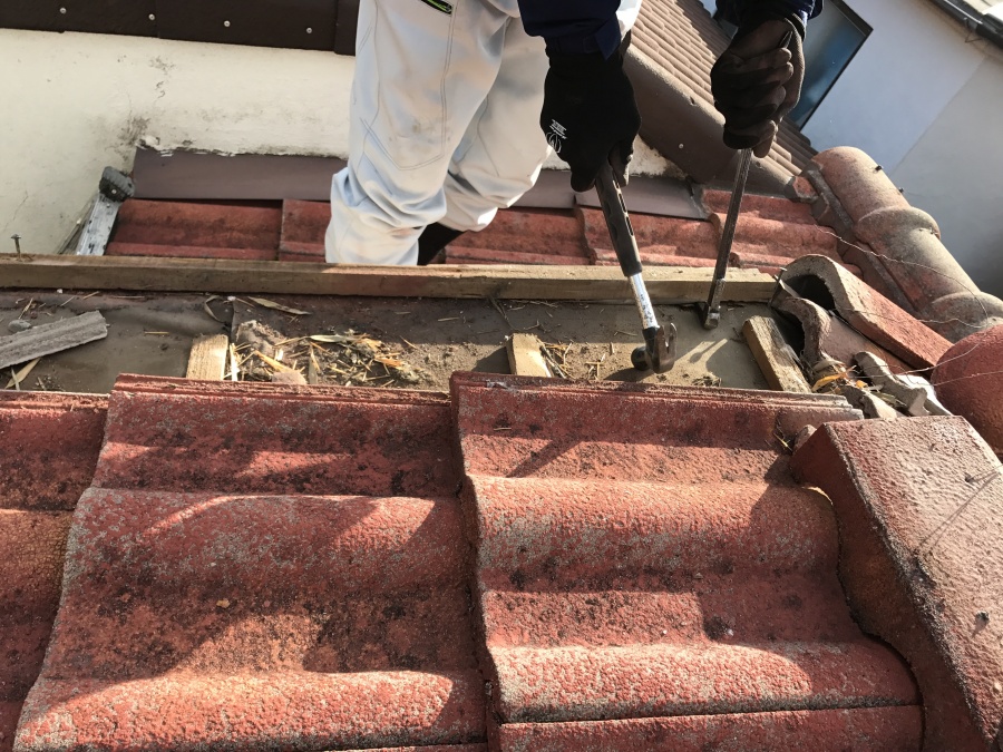 ケラバ下地の胴縁を撤去