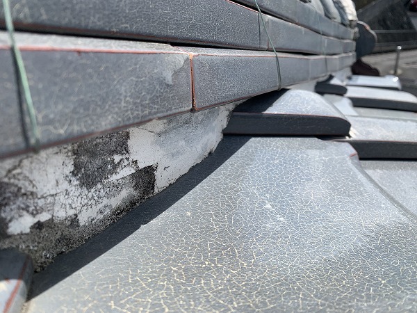 漆喰の剥がれ、一度増し塗のメンテナンスを行っているようです