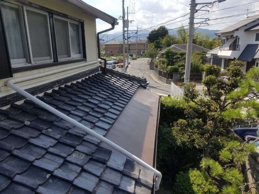 屋根葺き替え板金、瓦復旧完了