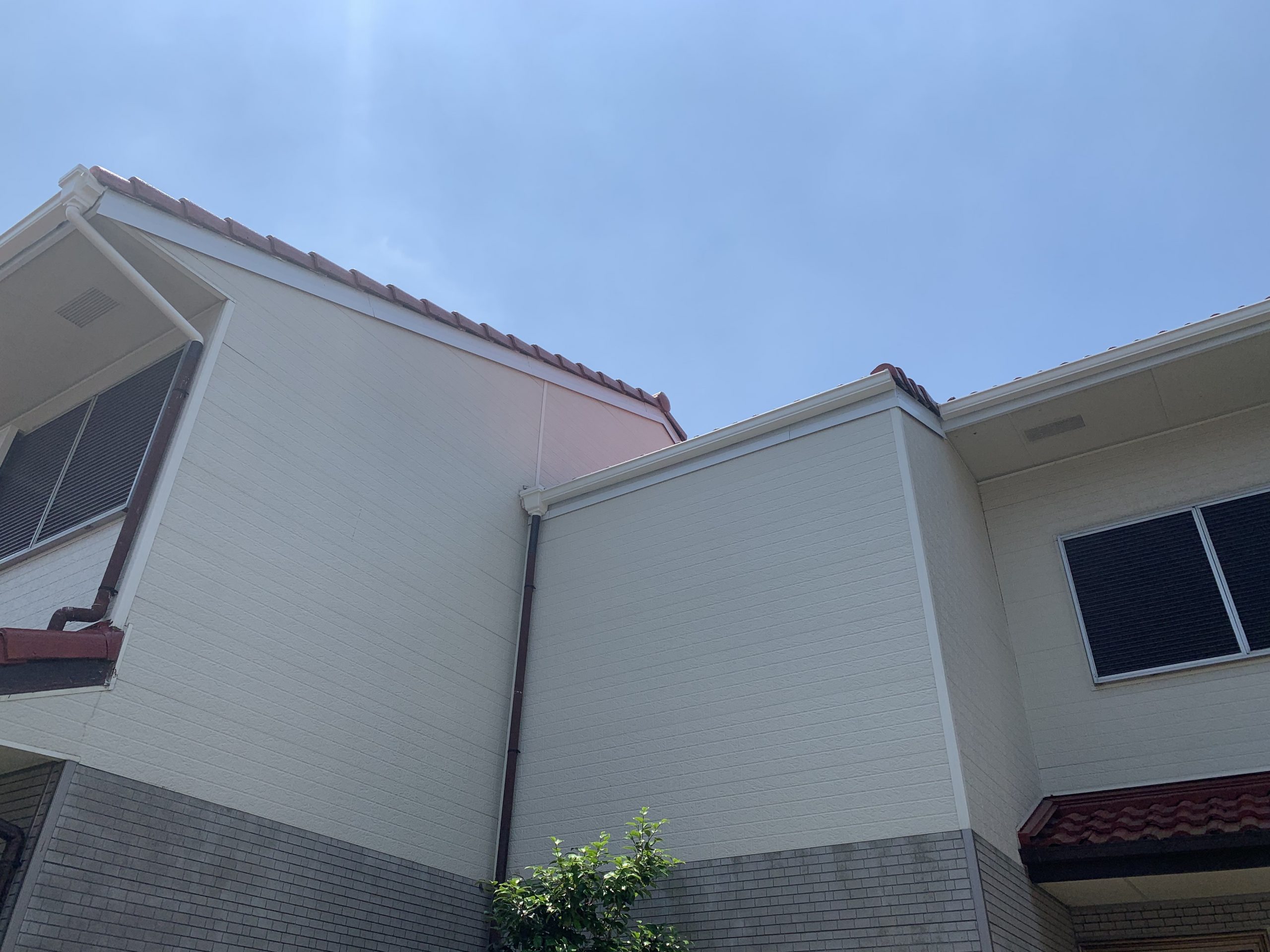 破風・鼻隠し板金巻の完成