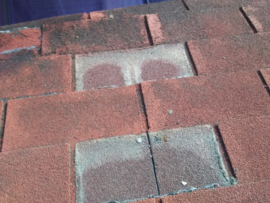 下屋根　アスファルトシングル　はがれ