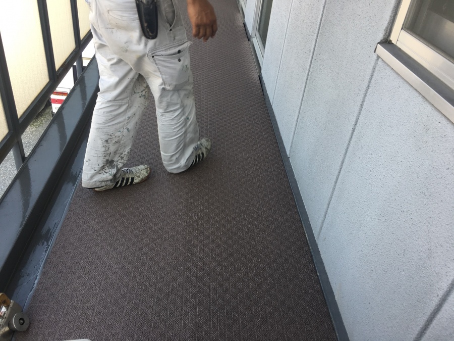 長尺シート張り