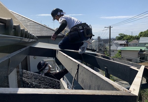 ベランダ屋根の撤去