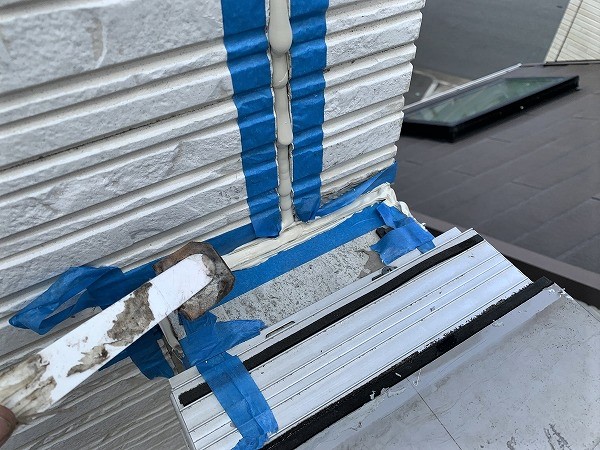 ベランダ手すり修理時のシーリング表面